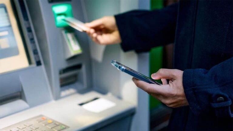 truffa bancomat 1 e1763054996116 truffa bancomat 1 e1763054996116